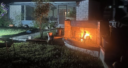 Pet-Friendly Canal Home in Sebring – Easy Access to Lake Jackson!
