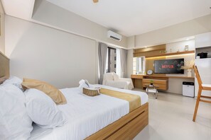 1 bedroom, free WiFi, bed sheets