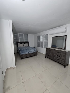 3 bedrooms, iron/ironing board, free WiFi, bed sheets - Casa Elena - Live like a Local in Bayamón (Bayamon)