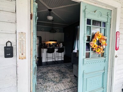 Charming old country store style residence in the town of Brent, Alabama.