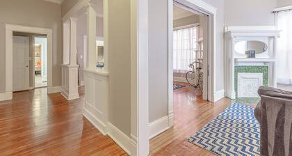 3 King BedRooms Spacious & Serene House, Private Yard and Parking in Chattanooga