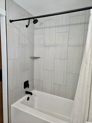 Towels, soap, shampoo, toilet paper