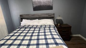 2 chambres, fer et planche Ă repasser, Wi-Fi, draps fournis