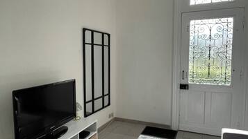TV, books