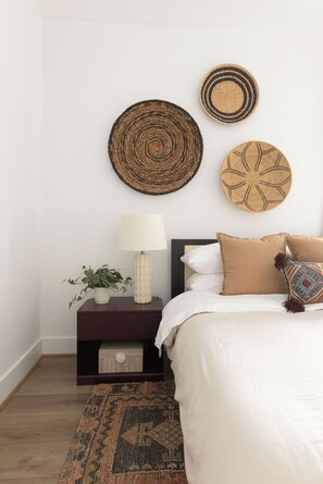 4 bedrooms, desk, travel crib, free WiFi