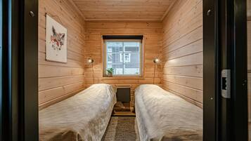 4 Schlafzimmer, Bügeleisen/Bügelbrett, kostenloses WLAN, Bettwäsche