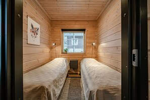 4 Schlafzimmer, Bügeleisen/Bügelbrett, kostenloses WLAN, Bettwäsche