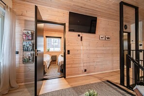 4 bedrooms, iron/ironing board, free WiFi, bed sheets - Jukola Juhani by Aavalevi Holidays (Levi)