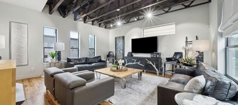 Luxury 3-Story Urban Condo on Cherry Street in Tulsa. 5min to BOK Center