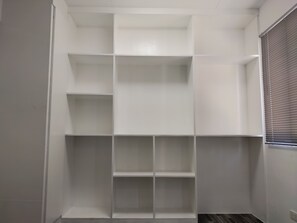 Interior - Updated Fully Furnished Charming townhome with AC in Bogo City (Bogo City)