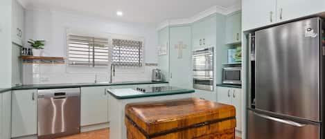 Fridge, microwave, oven, dishwasher