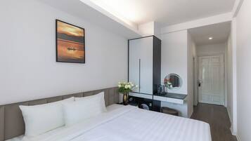 Deluxe Double or Twin Room, City View | Free WiFi