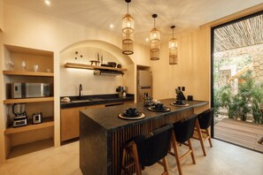 Fridge, microwave, coffee/tea maker, toaster
