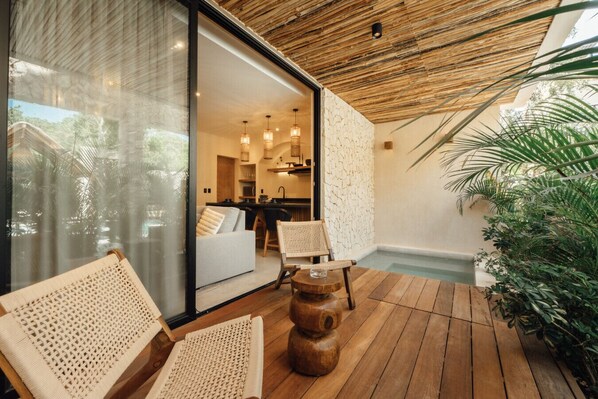 Terrace/patio