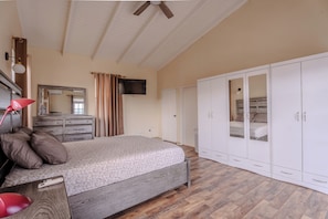 Bügeleisen/Bügelbrett, WLAN, Bettwäsche