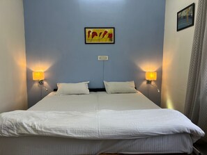 Internet, bed sheets