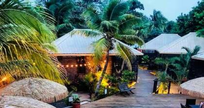 PUR Boutique Cabanas - Adults only