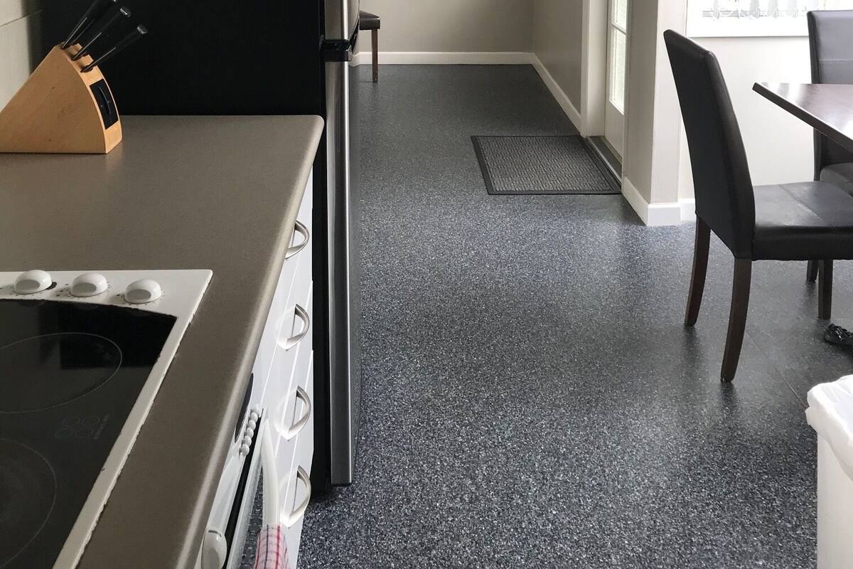 Motel Unit 3 | Private kitchen