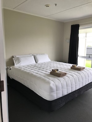 Motel Unit 4