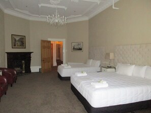 Klassieke kamer | Een strijkplank/strijkijzer, gratis wifi, beddengoed