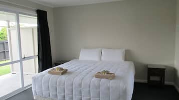 Apartment | Iron/ironing board, free WiFi, bed sheets