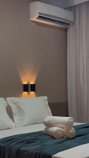 Apartment, Balcony | Blackout drapes, iron/ironing board, free WiFi