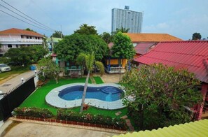 Front of property - Wave point resort  (Pattaya)