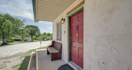 Relax Fireside! Lake Whitney Studio 2 Mi to Marina