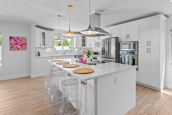 Microwave, oven, stovetop, dishwasher