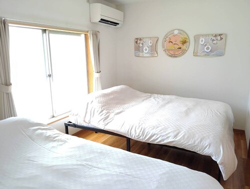 東大寺・転外門・若草山近く NEWOPEN!「大和の宿北袋203」
1部屋貸切6名まで*自転車貸無料※近鉄奈良駅徒歩12分 201・202・203貸切可能