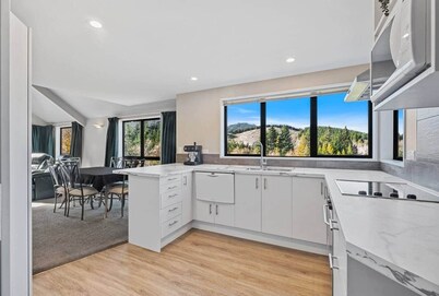 Hanmer Haven + Games room