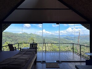 Family Cottage | Cadar kapas Mesir, peralatan tempat tidur premium, meja