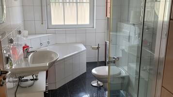 Shower, free toiletries, hair dryer, towels