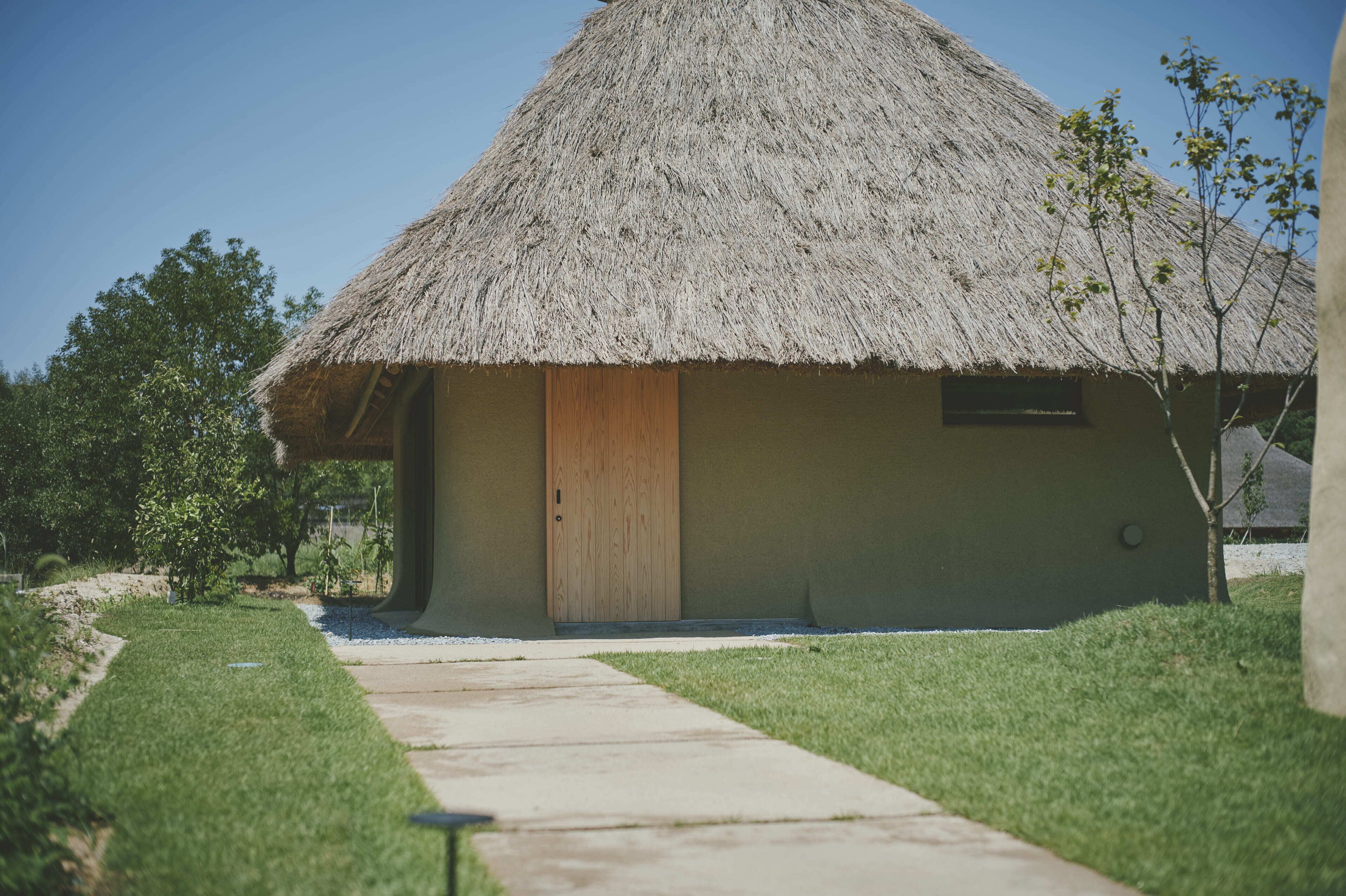 Villa, para no fumadores | Caja de seguridad en la habitación y escritorio 