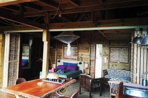 Interior - Tree house perched among the trees (Deshaies)