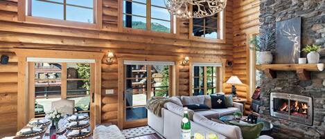 Smart TV, chimenea, videojuegos y reproductor de DVD