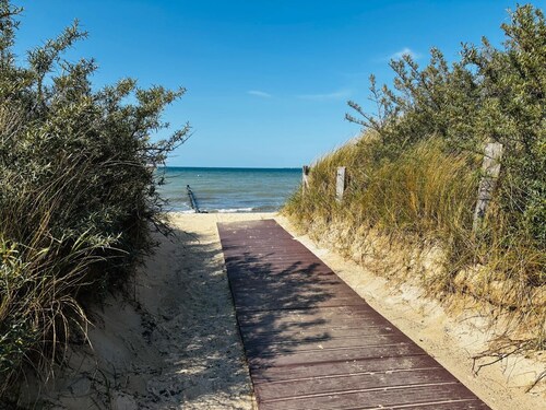 Family-Friendly Baltic Sea Apartment – Sea View, Bikes & More