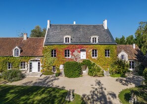 Front of property - Domaine de la Blonnerie (Le Controis en Sologne)