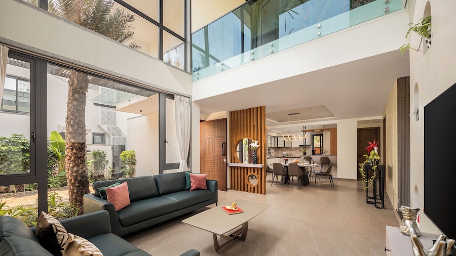 ELIVAAS Cloud 7 | 4 BHK Villa with Pvt Pool