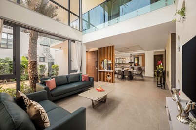 ELIVAAS Cloud 7 | 4 BHK Villa with Pvt Pool