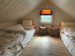 3 bedrooms, free WiFi, bed sheets