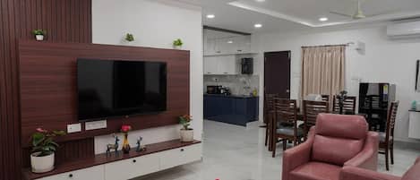 Appartement Familial, balcon, vue ville