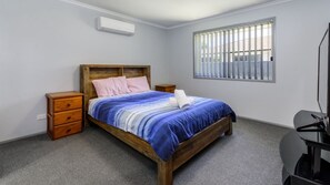 3 habitaciones, tabla de planchar con plancha y wifi gratis 