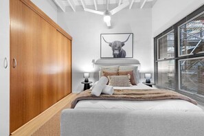 1 chambre, bureau, fer et planche à repasser, Wi-Fi