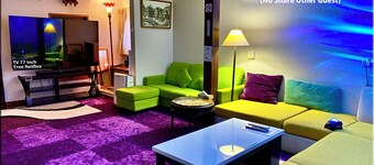 The whole building can be rented (only for guests) Long term welcome Outlet 7 min walk 11 people 1 bedding per person, no hassle Max 12 people, clean, spacious with Japanese style rooms 4 free parking spaces 4 bedrooms BBQ reservations possible