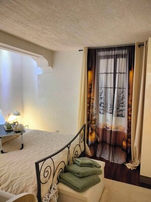 2 slaapkamers, wifi, beddengoed