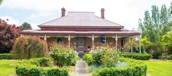 Cosy north facing priv selfcontained Suite set within large garden, 7min to town