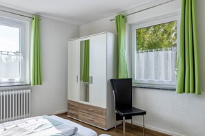 1 camera, Wi-Fi, lenzuola