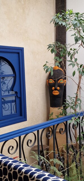 Exterior detail - Charming Riad in a quiet and typical area of the medina with breakfast pts. (Essaouira)