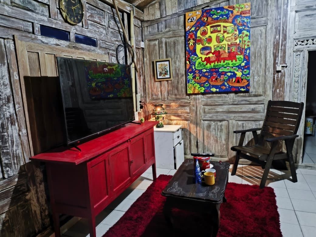 Comfort Villa | Individually decorated, individually furnished, desk, laptop workspace